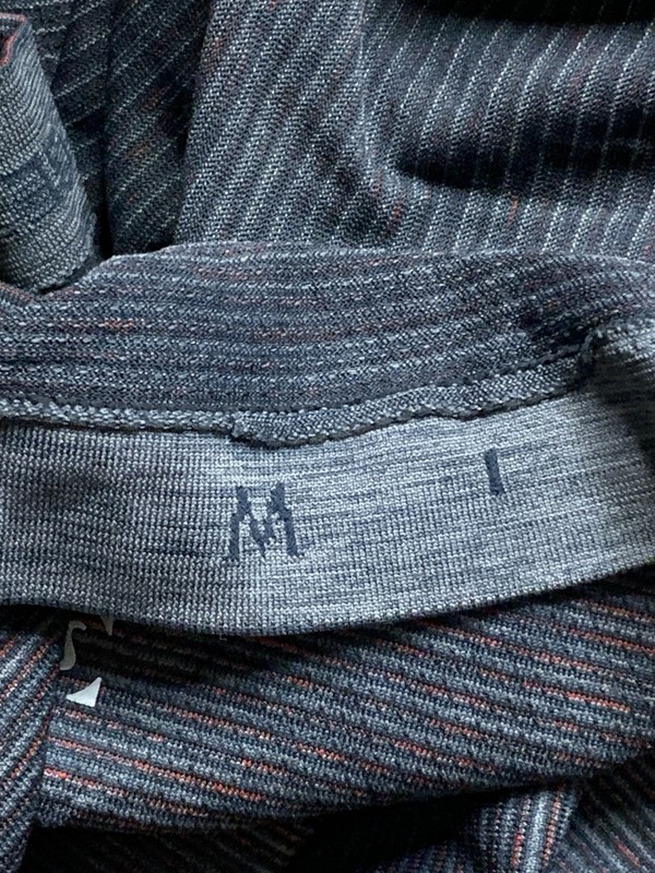 Lululemon Shirt Mens Medium Gray Metal Vent Tech Striped Gym Training Running gallery