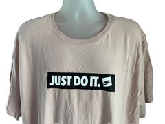 Nike “Just Do It” Dusty Pink Graphic S/S Tee FD6664-601Size 3XL, XXXL