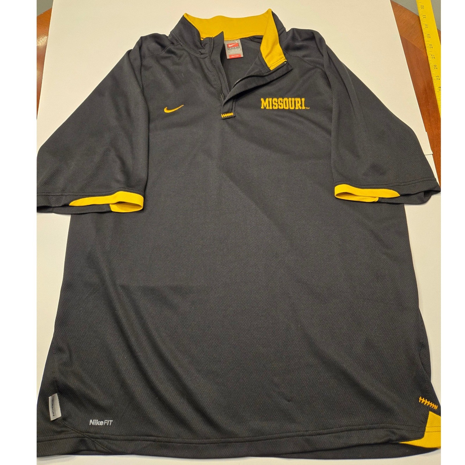 Nike Missouri Tigers Mens Large Quarter Zip Pullover Shirt Black Yellow gallery
