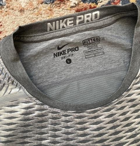 NIKE Hypercool Pro Max Fitted Gray Metallic Silver Men's LARGE - Worn Once. gallery