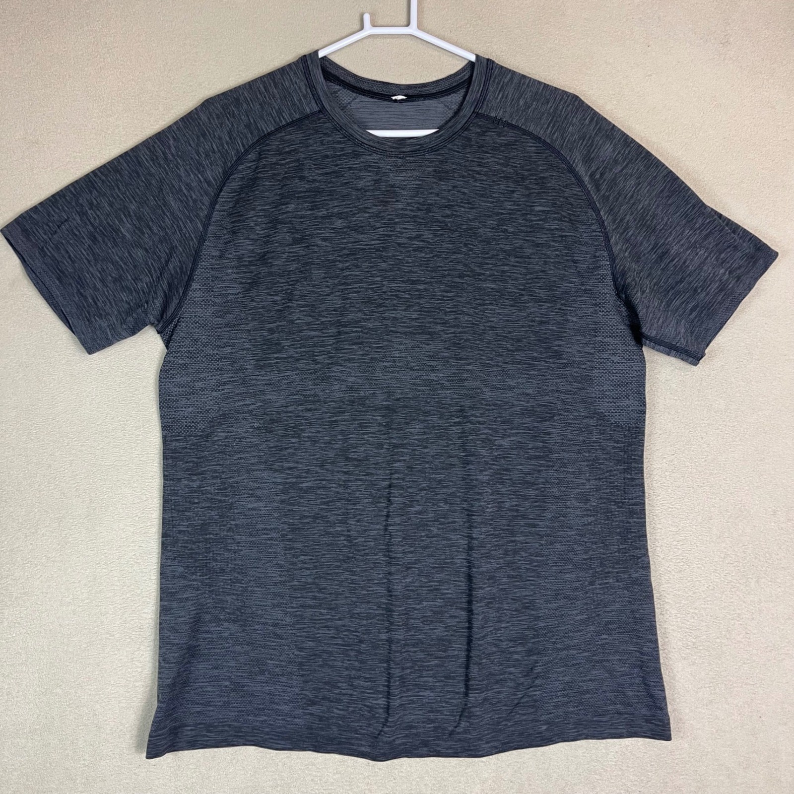 Lululemon XL Gray Heathered Training T-Shirt Short Sleeve Activewear Top gallery