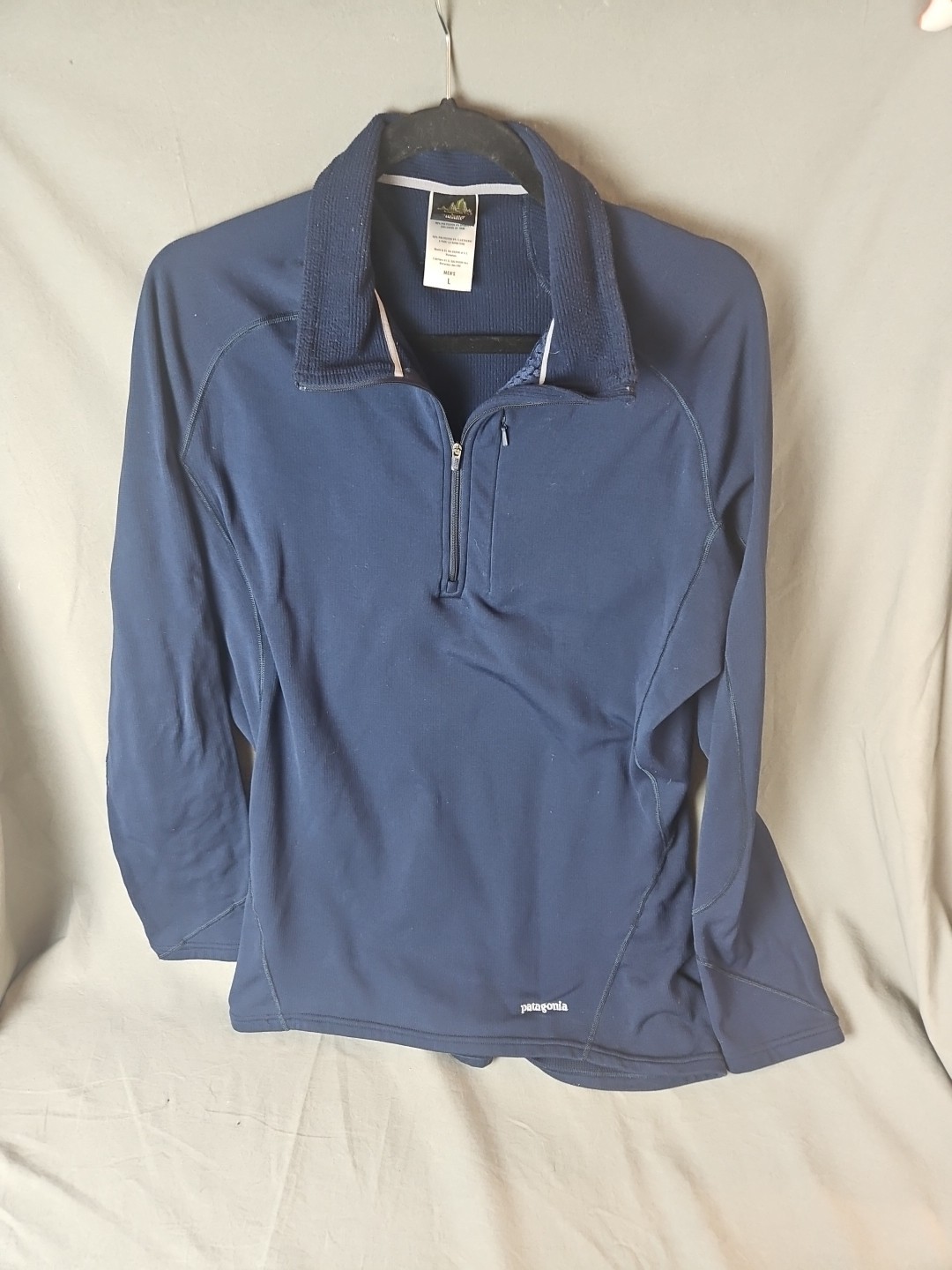 PATAGONIA CAPILENE Men’s Size Large Navy Thermal 1/4 Zip Baselayer Shirt Hiking gallery