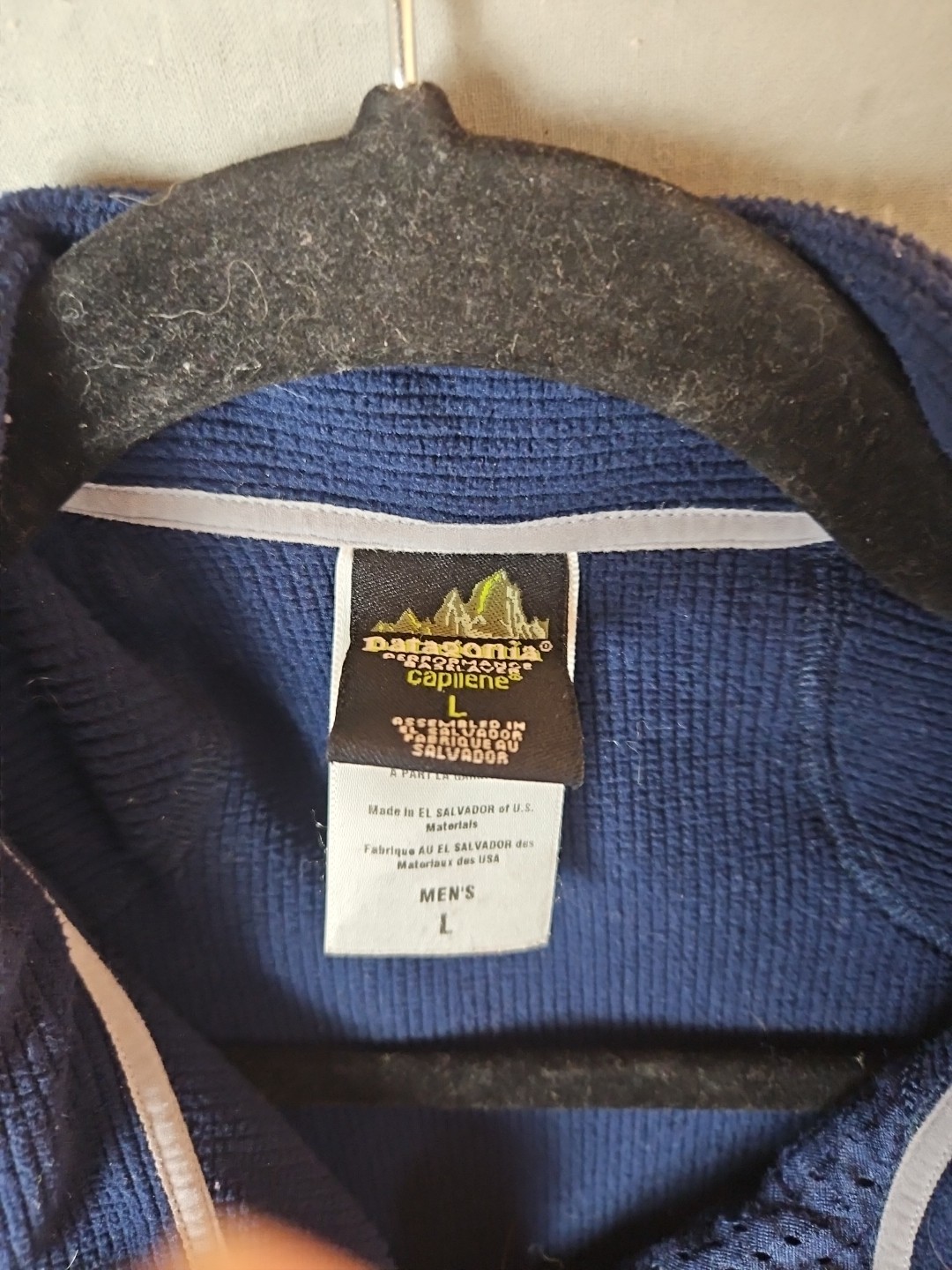 PATAGONIA CAPILENE Men’s Size Large Navy Thermal 1/4 Zip Baselayer Shirt Hiking gallery