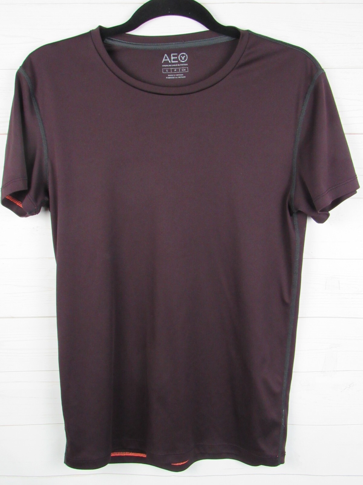 American Eagle Outfitters Mens Deep Purple Athletic Shirt Size S gallery