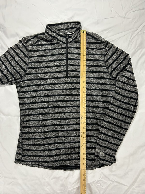 Nike Running Dri-Fit Top Mens M Gray Striped 1/4 Zip Long Sleeve White Swoosh gallery