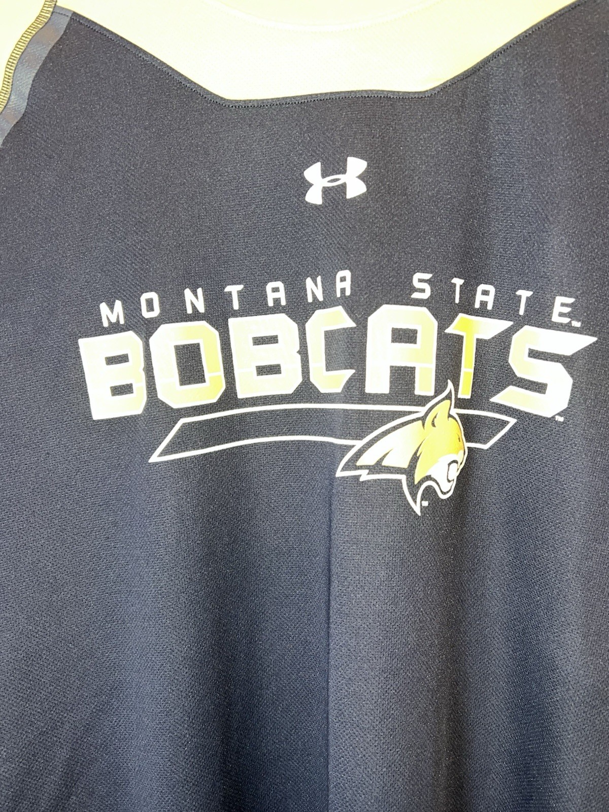 Under Armour Men's MSU Bobcats Long Sleeve Gym Blue Gold Size Large v107 gallery