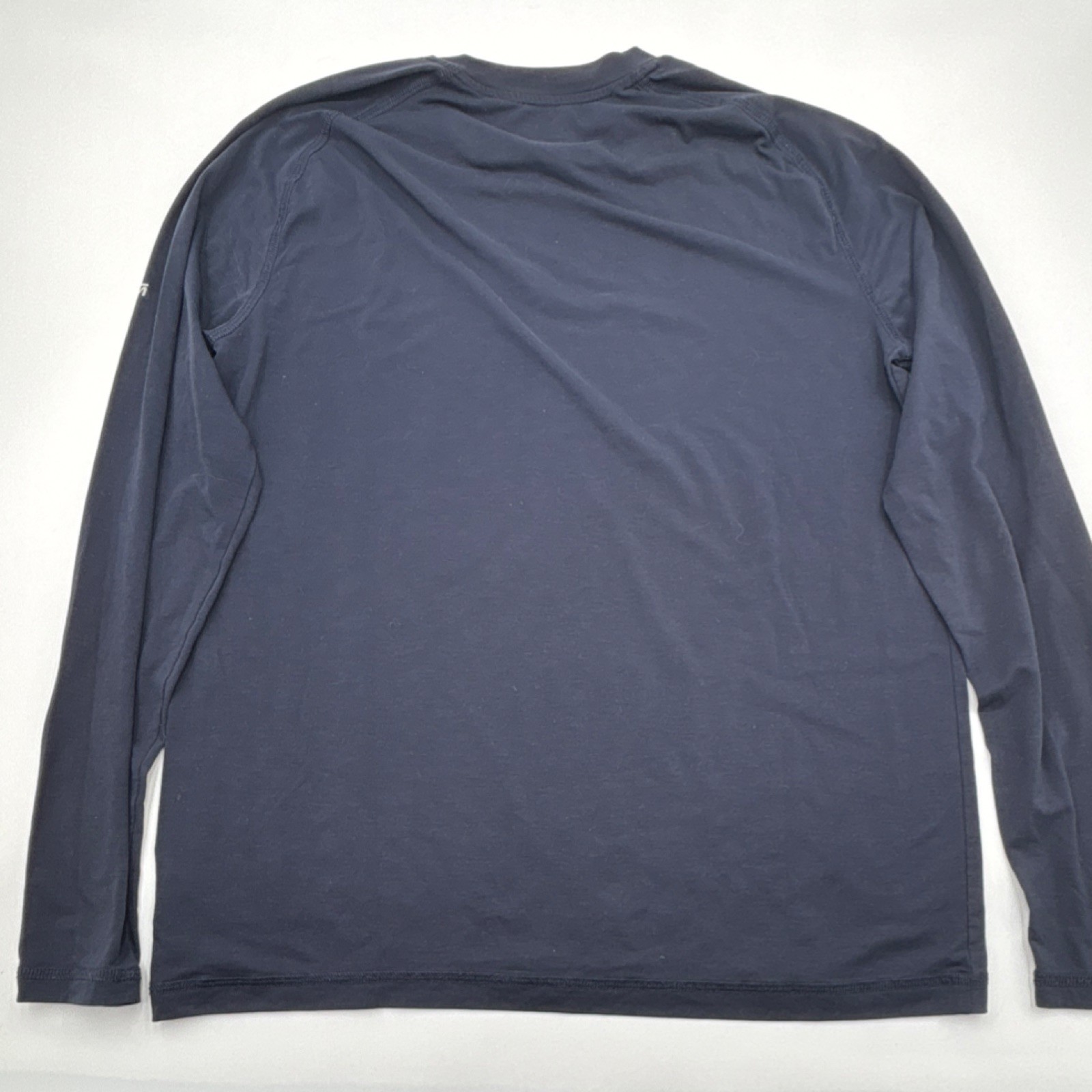 GapFit Men's Navy Long Sleeve Crew Neck Lightweight Jersey T-Shirt Size S gallery