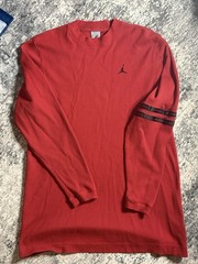 Nike Jordan Men’s Thermal Weave Long Sleeve Pull Over Shirt Red Size M