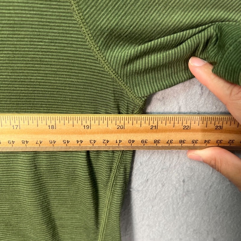 Smartwool Mens Size Medium Green Merino Wool Blend Base Layer T-Shirt gallery