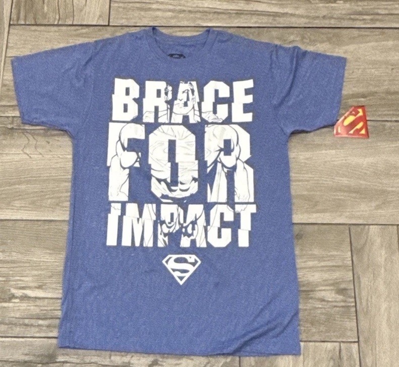2016 Superman Brace for Impact Workout Wicking Activewear T-Shirt Size Small gallery