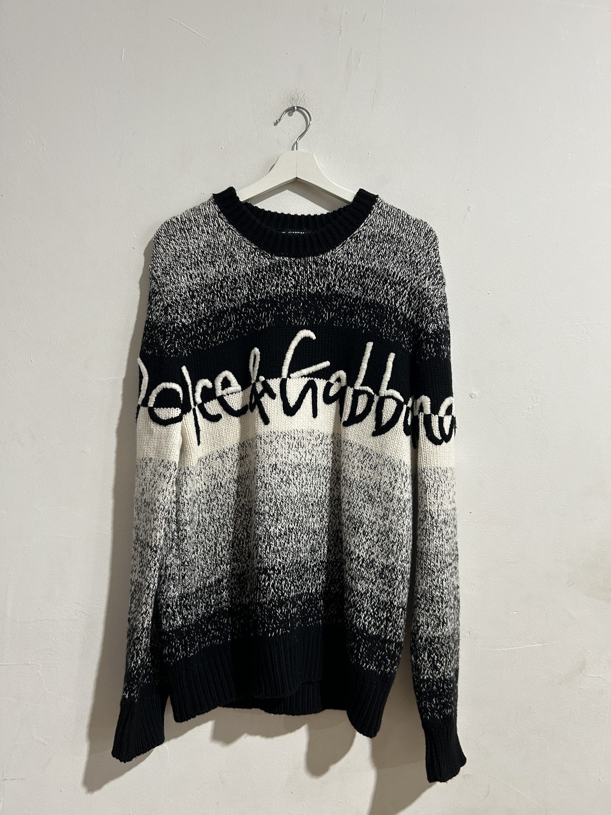 DOLCE & GABBANA BLACK AND BLACK REVERSIBLE FITS LIKE MEDIUM PREOWNED gallery
