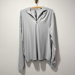 Vuori Men’s Uluwatu Water Hoodie Size Medium Platinum Heather Gray Running