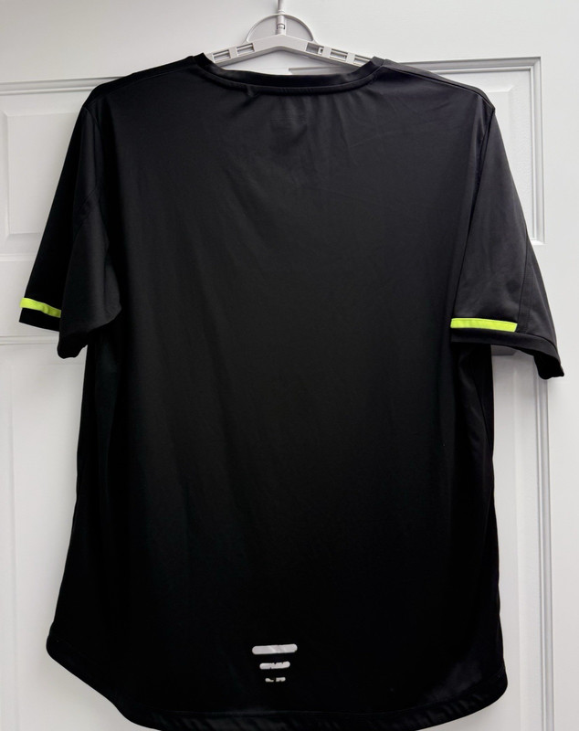 Lotto Training Performance T-Shirt Black Yellow Athletic Sport Tee- Pre-Owned gallery
