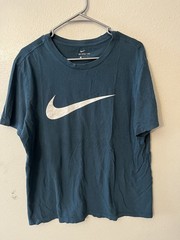 The Nike Tee T-shirt Mens Teal W/ Logo Graphic Size Large Logo