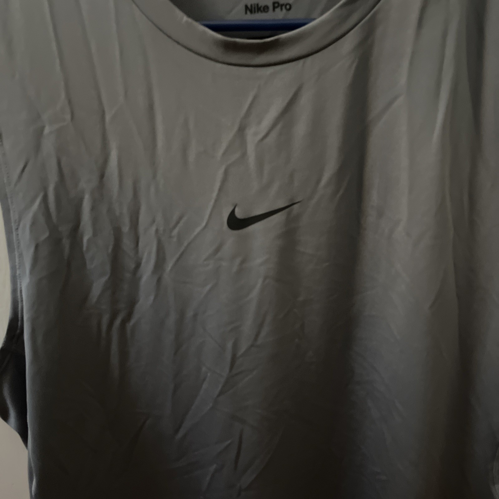 Nike Men’s Dri-Fit Sleeveless Top Smoke Grey/Black Men’s Large gallery