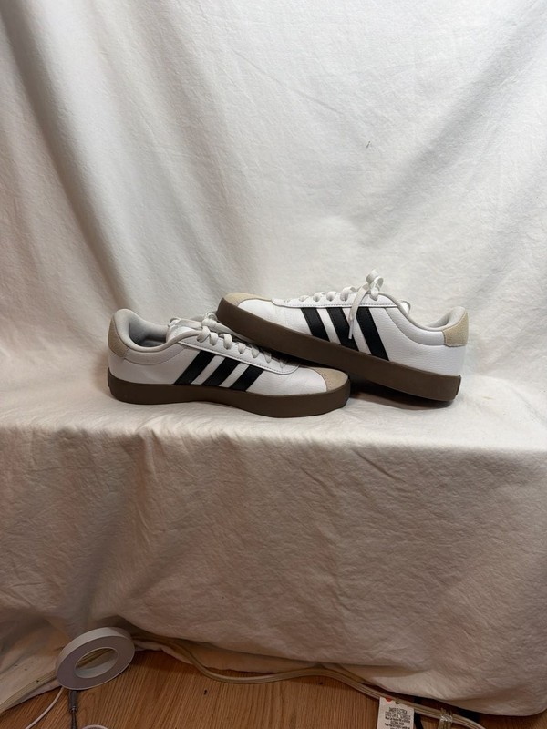 adidas Women's VL Court 3.0 Shoes White/Core Black/Gum gallery