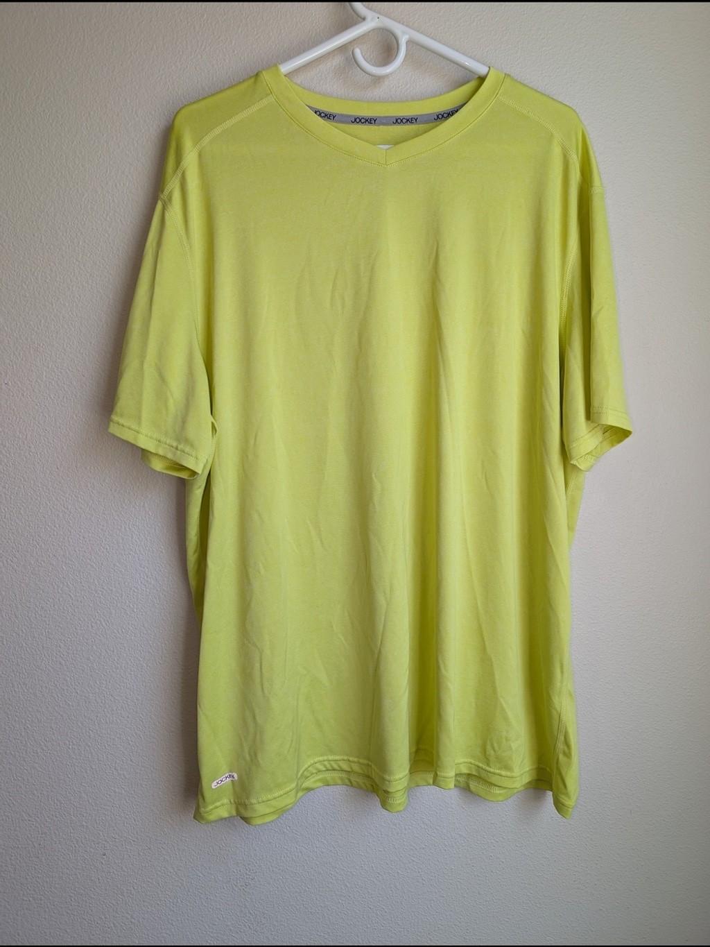 Jockey Sports Neon Lime V-Neck Short Sleeve Tee Size XXL gallery