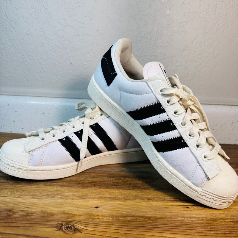Adidas Originals x Parley Superstar 'Cloud White' Sneaker GV7615 NWOT Size 10.5 gallery