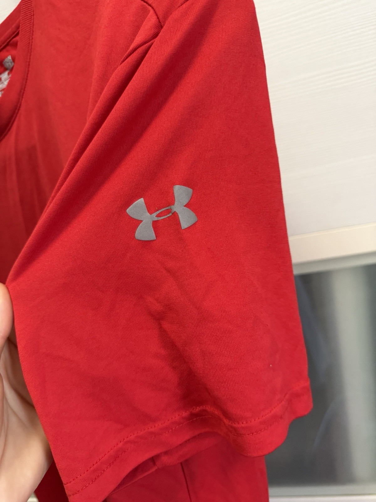 Under Armour HeatGear Men's Loose Fit Short Sleeve Crew Neck Tee Red LG/G gallery