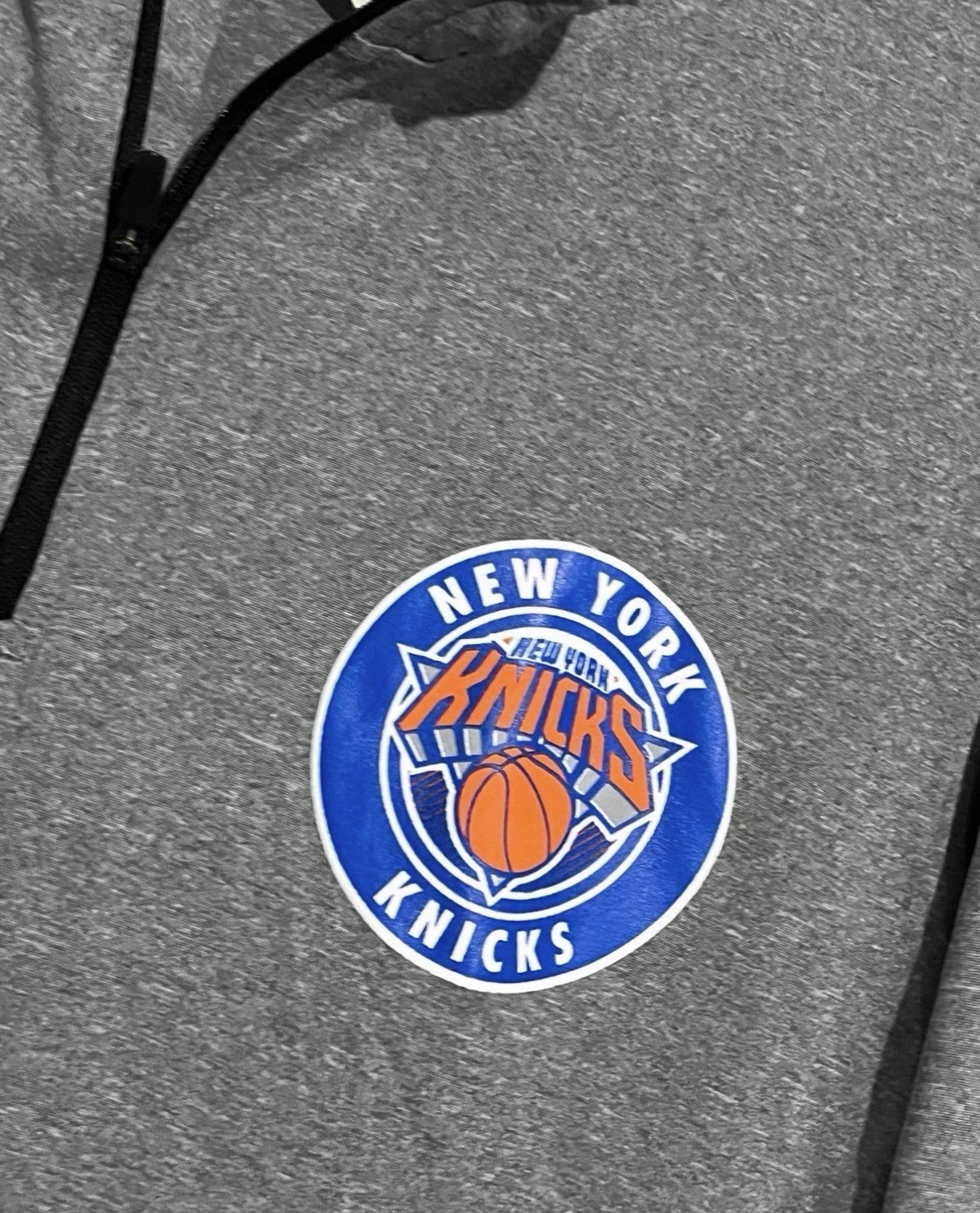 New York Knick Quarter Zip Athletic Pullover Mens Sz Medium NWT gallery