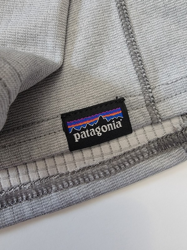 Patagonia Midweight Capilene Base layer Shirt Men’s Small Grid Fleece Polartec gallery