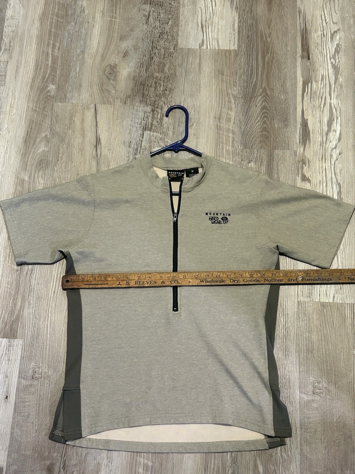 Mountain Hardware Men’s 1/2 Zip Pullover Two Tone Grey M Shirt gallery
