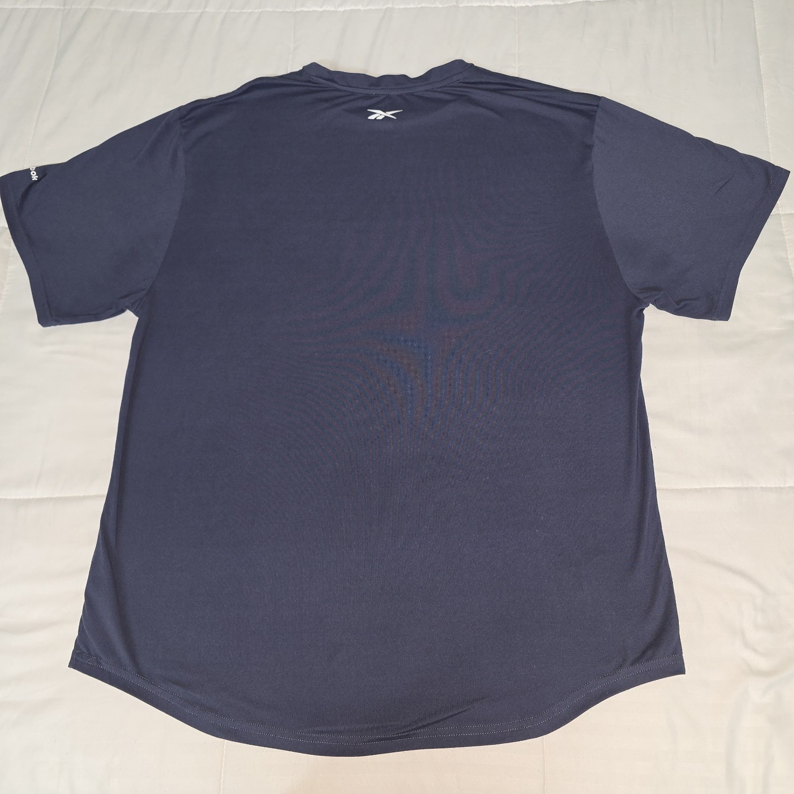 Reebok Men's Basic T-Shirt Navy Short Sleeve L Lightweight Polyester Gym gallery