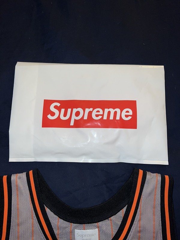 NEW Supreme Crossover Basketball Jersey Large Knicks SS16 Rare Factory Defect gallery