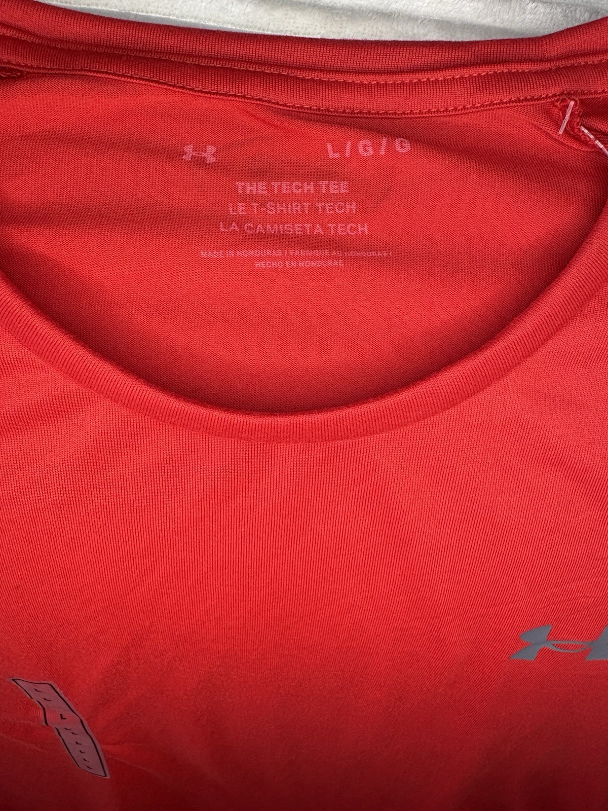 Under Armour Men's LG/G Red Tech Tee Lightweight Short Sleeve Crew Neck Logo gallery