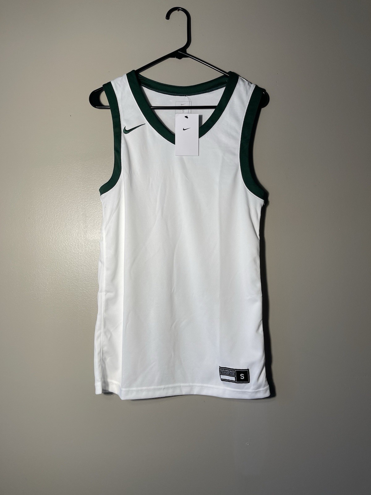 Nike Men’s Dri-Fit Crossover Basketball Jersey White/ Green Sz S New gallery