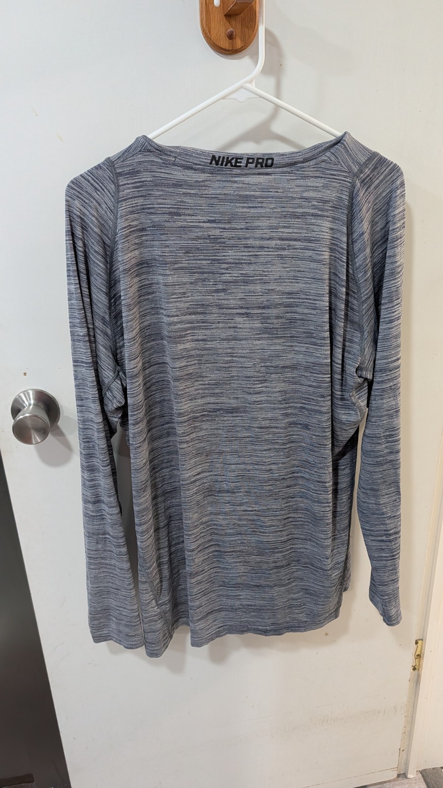 Nike Pro Dri Fit Mens XL Athletic Long Sleeve Pullover Gym Training Shirt gallery