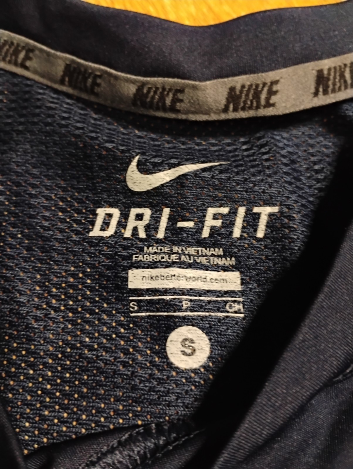 Nike Colby Logo Dri-FIT Hydroguard Short Sleeve T-Shirt Men's S gallery