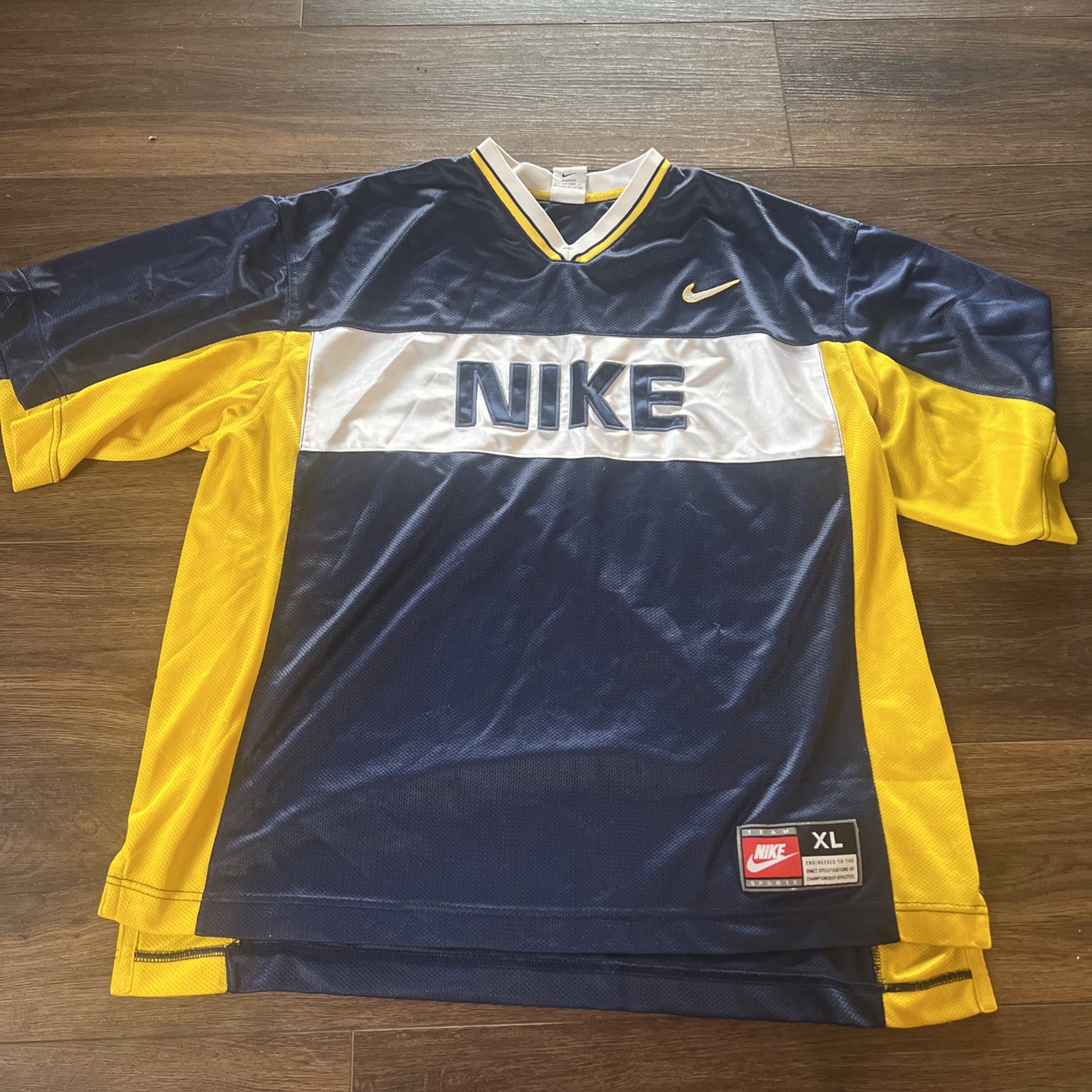 Vintage 90s Nike Team Sports Embroidered Swoosh Jersey Size XL gallery