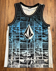 Vintage Volcom Graphic Tank Top Measures Medium Aqua Black White Ombre