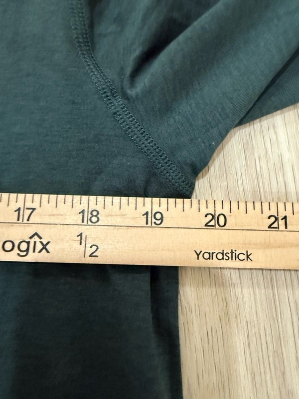Vuori Pullover Men’s Small Green Half Zip Ease Performance 2.0 Lightweight gallery