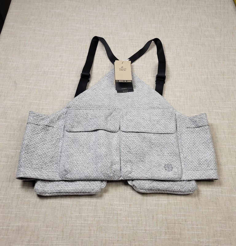 NIKE Forward Tech Pack Utility Vest XXS/XS Mens Gray Black Gilet Oversized Fit gallery
