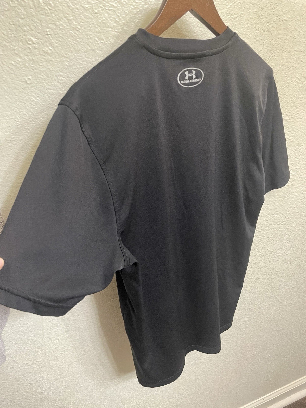 US Army Under Armour Athletic Workout Tshirt Lightweight Shirt Mens Size small gallery