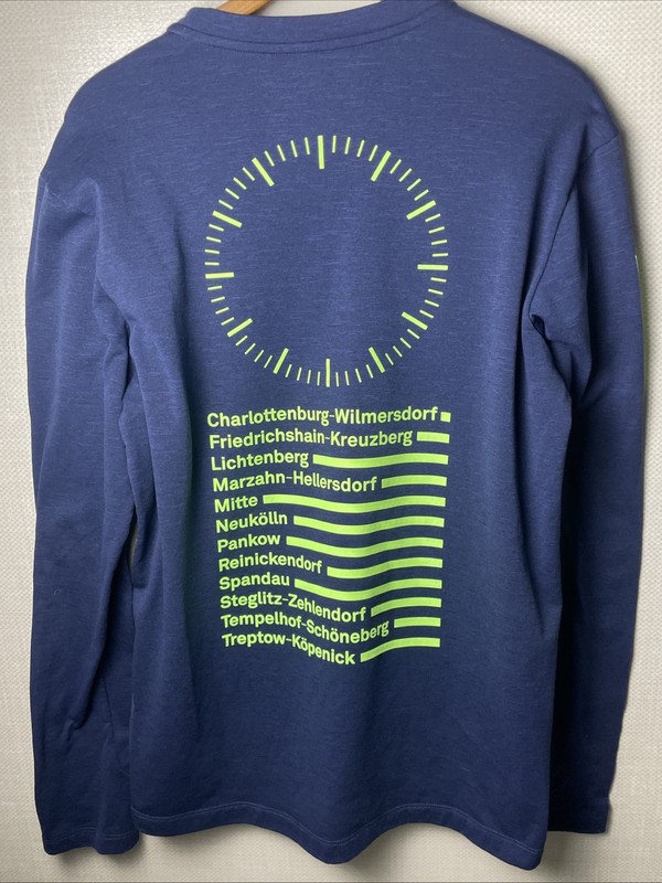 Nike Running Fast Life Berlin Sweatshirt Mens Medium Running Marathon Thermal gallery