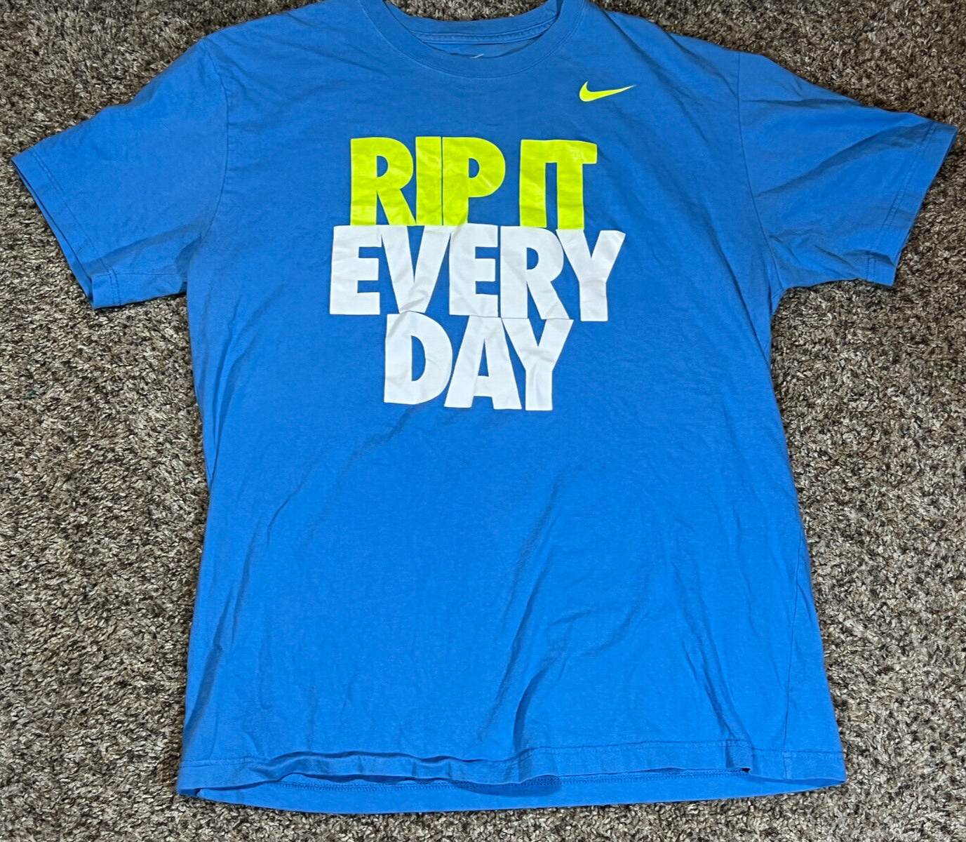 Nike Rip It Every Day Blue Regular Fit T-Shirt Size Large gallery