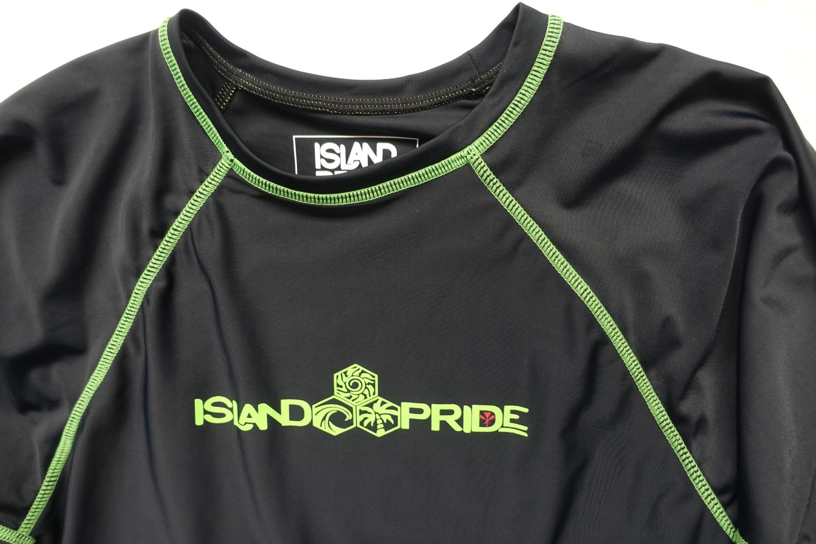 ISLAND PRIDE RASH GUARD~NWT!!~KAYAK/SURF BLACK UPF 50+ 4-WAY STRETCH MENS XL gallery