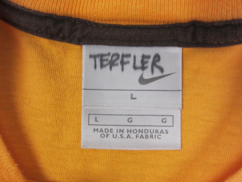 Vintage Nike Shirt Mens Large L Yellow Swoosh Crewneck Short Sleeve Classic Y2K gallery