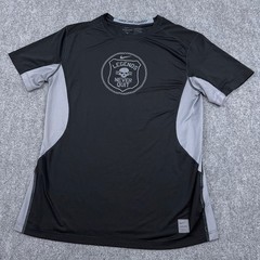 Nike Pro Combat Fitted T-Shirt Mens Large Black Legends Never Quit Skull Graphic