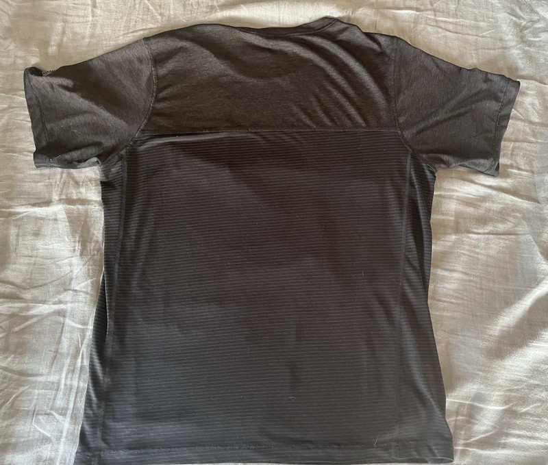 The North Face Men's Flashdry Athletic Shirt-Large black striped with pocket gallery