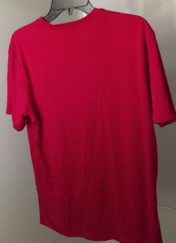 NEW! L Mens ATHLETIC Performance MOISTURE WICKING Red TShirt Anti-Microbial Dri gallery