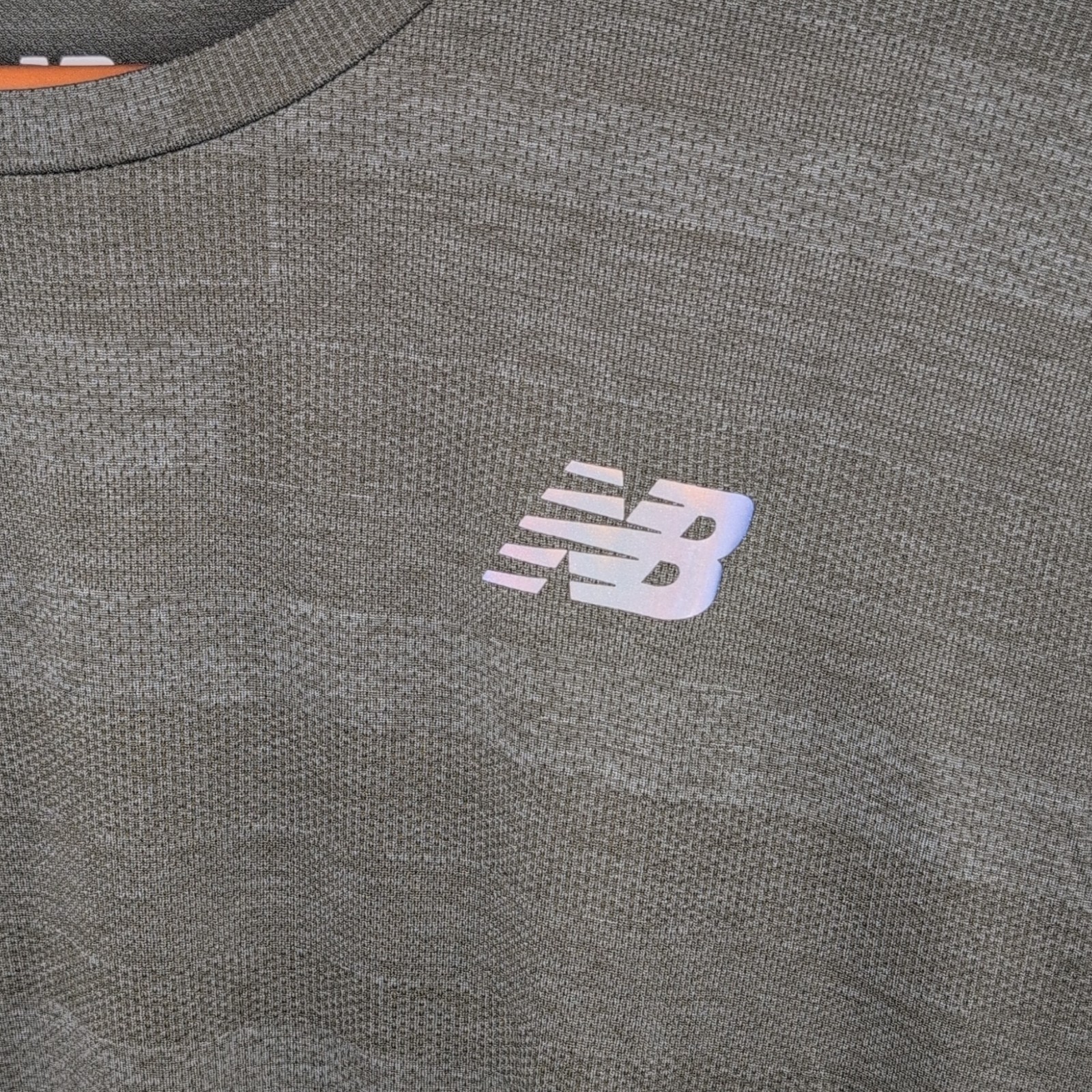 New Balance Running Men's Lightweight Long Sleeve Crew Neck Size L Athletic Gear gallery