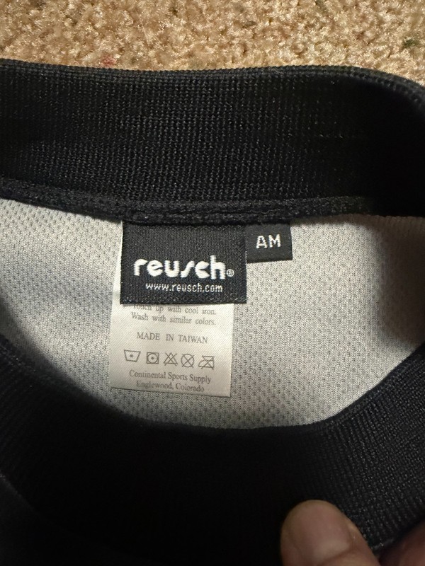 Reusch Padded Goalkeeper Shirt Football Vintage Size Adult Medium gallery