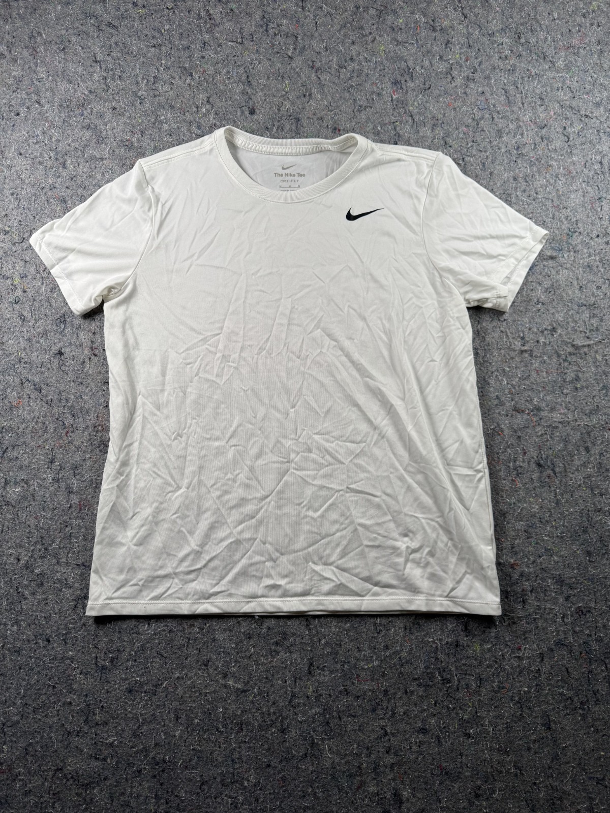 Nike Men’s Dri-Fit The Nike Tee Size Meduim White gallery
