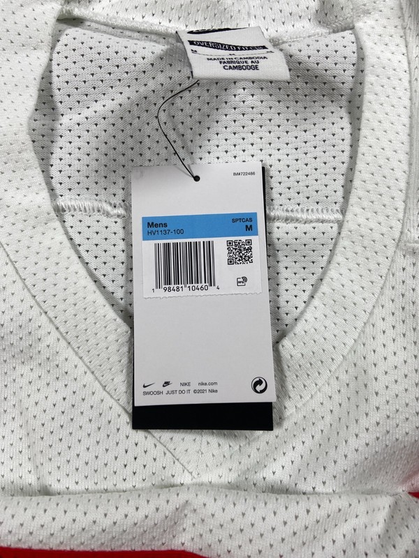 Nike Sportswear Club Varsity Hockey Jersey Size Medium Men White Red HV1137-100 gallery