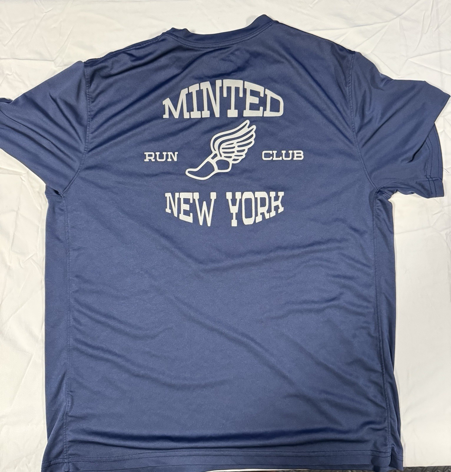Minted Athletics Men’s L Blue Short Sleeve Lightweight Polyester Run Club Tee gallery