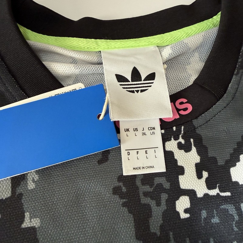 Adidas L Men's Jersey Black White Grey Pink Retro Classic Shirt AOP KD2351 NWT gallery